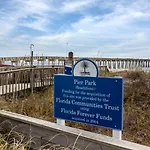 Beachwalk 18E