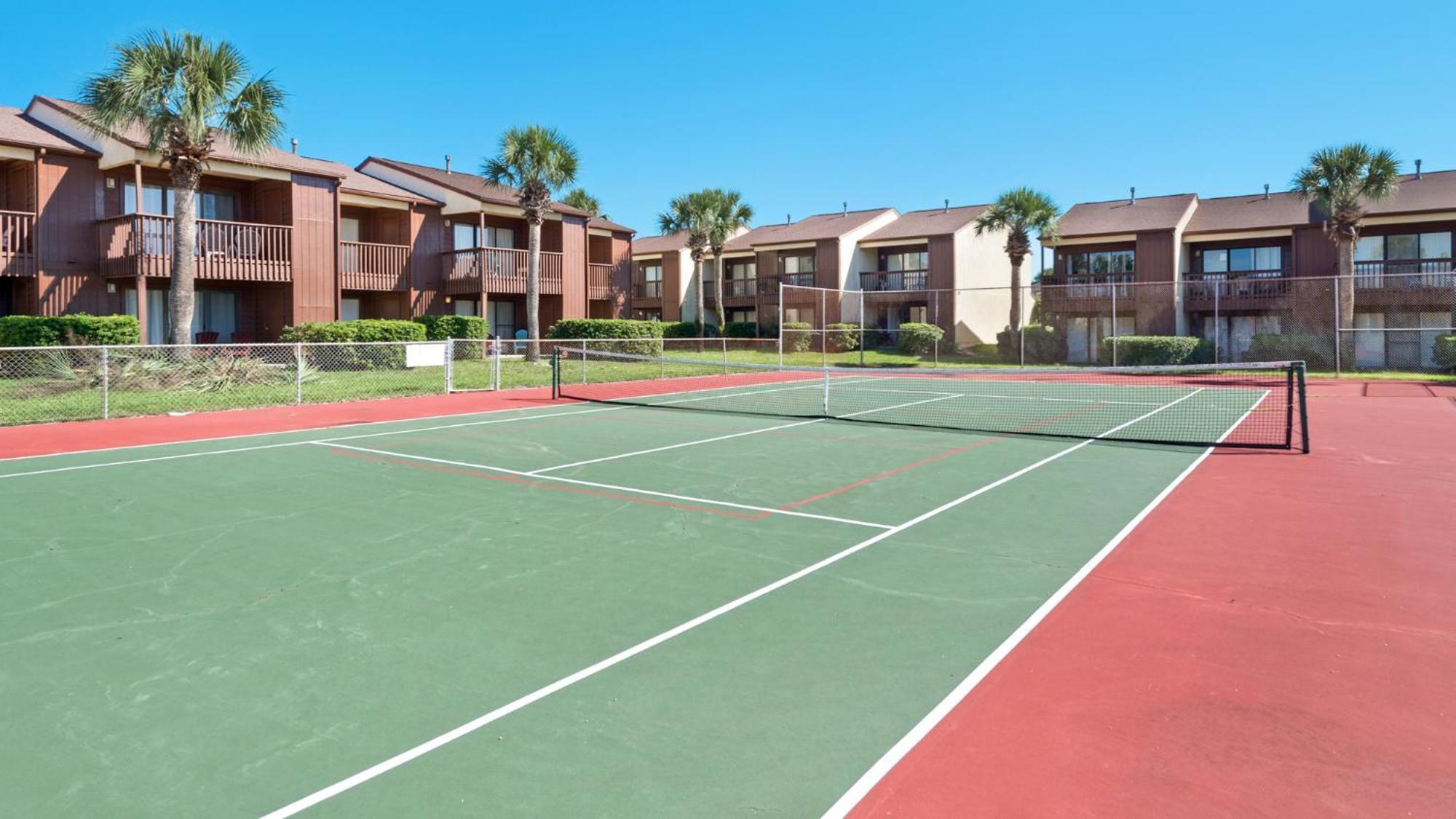 Holiday home Beachwalk 18e